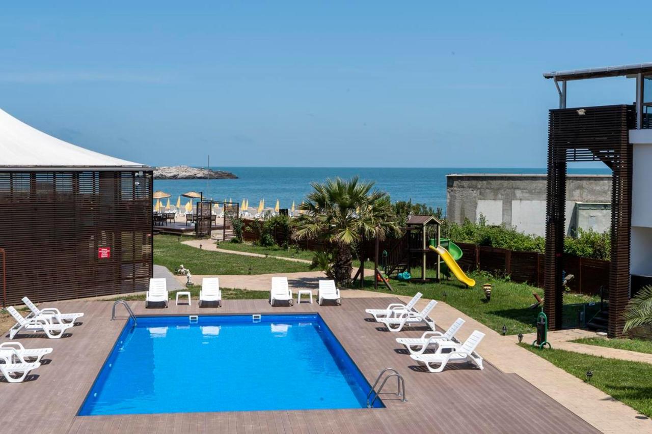 Mad Sea Beach Hotel Karacakoy Exterior photo