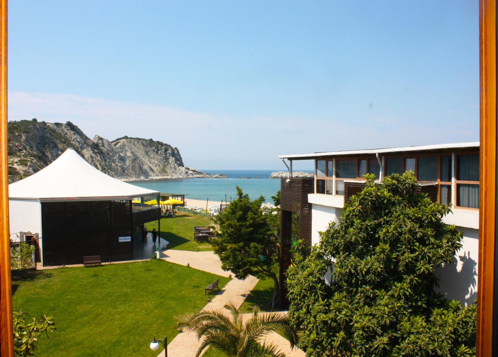 Mad Sea Beach Hotel Karacakoy Exterior photo